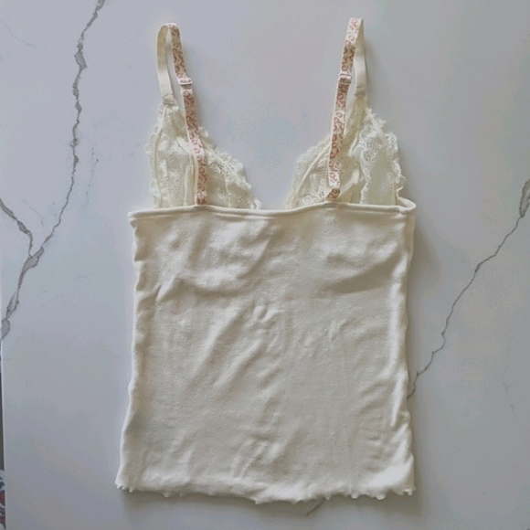 Aubade Lingerie Camisole and Thong - Picture 3 of 8